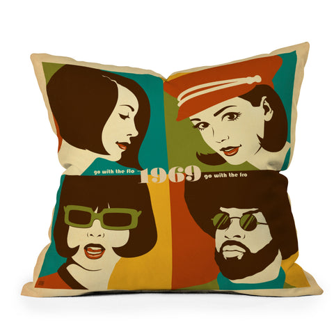 Anderson Design Group Go With The Flo Fro Outdoor Throw Pillow