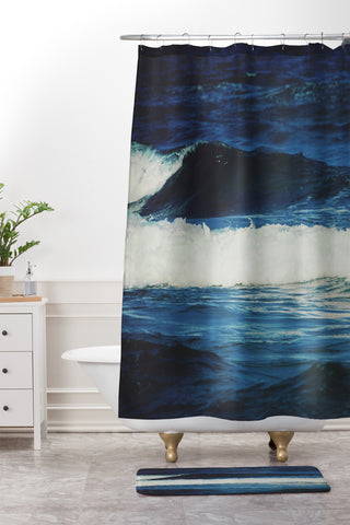 Chelsea Victoria Ocean Waves Shower Curtain And Mat
