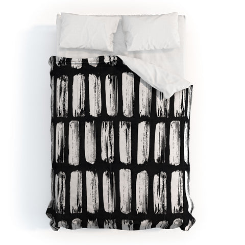 Emanuela Carratoni Black and White Texture Comforter
