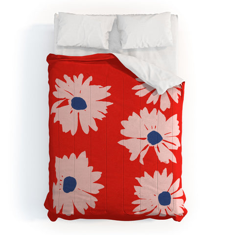 Garima Dhawan daisies 4 Comforter