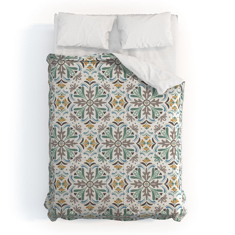 Heather Dutton Andalusia Ivory Mist Comforter