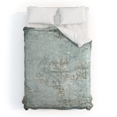Iris Lehnhardt texture pale green Comforter