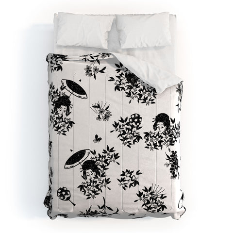 LouBruzzoni Black and white oriental pattern Comforter