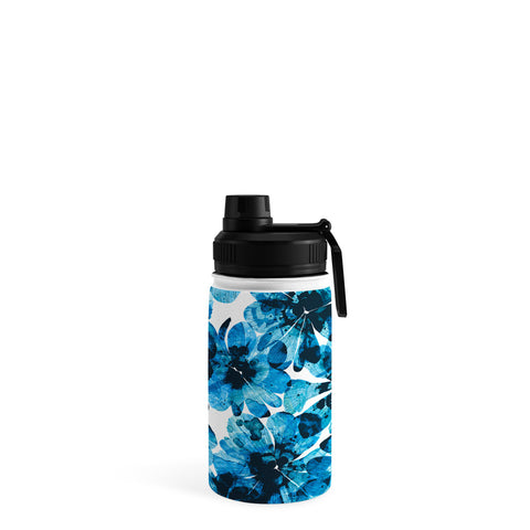 Marta Barragan Camarasa Blueish flowery brushstrokes Water Bottle