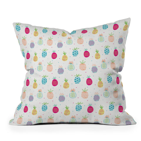 MICHELE PAYNE Pineapples I Outdoor Throw Pillow