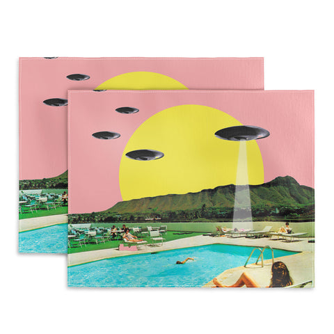 MsGonzalez Invasion on vacation UFO Placemat