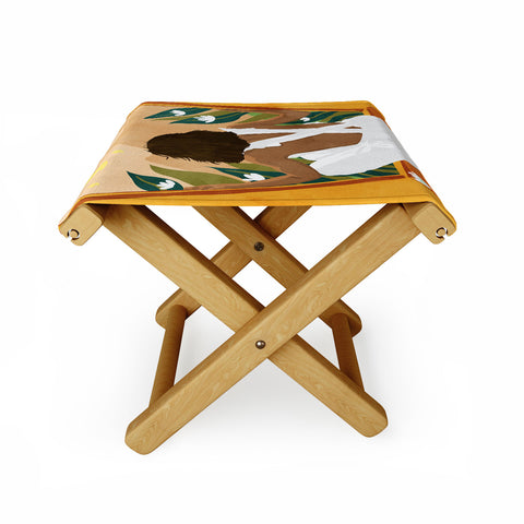 83 Oranges The wild world and a rebel heart Folding Stool