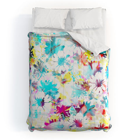 Aimee St Hill Floral 4 Comforter