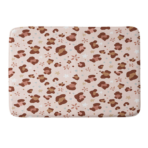Avenie Cheetah Winter Collection VII Memory Foam Bath Mat