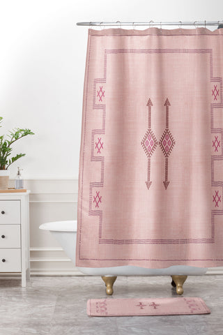 Becky Bailey Bungalow Kilim Shower Curtain And Mat