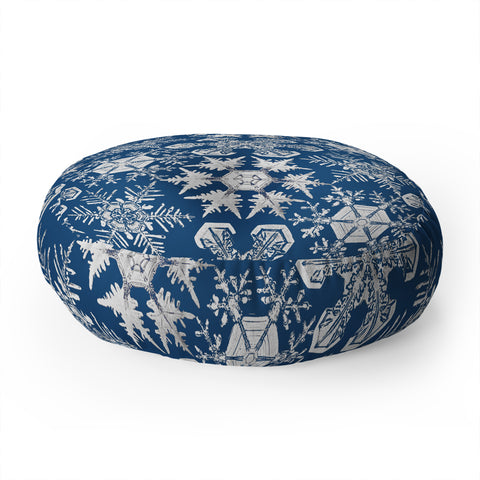 Belle13 Lots of Snowflakes on Blue Pattern Floor Pillow Round