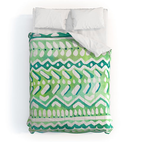 CayenaBlanca Green Tribal Comforter