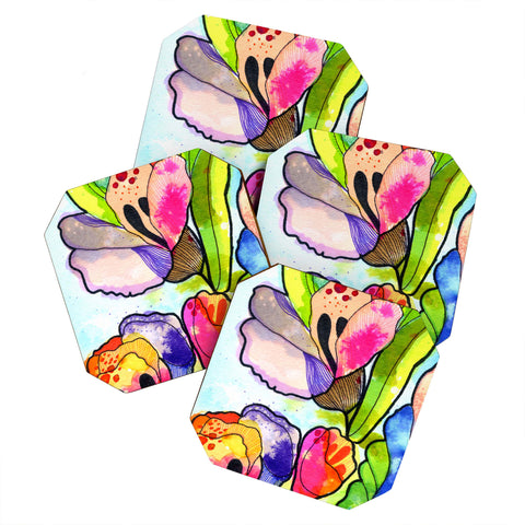 CayenaBlanca Queen Flower Coaster Set