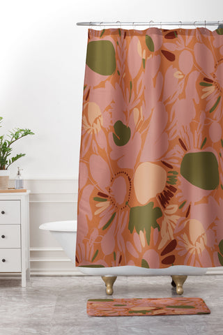 CayenaBlanca Sunrise shapes Shower Curtain And Mat