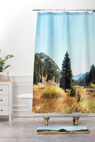 Chelsea Victoria Mountain Tail Shower Curtain And Mat