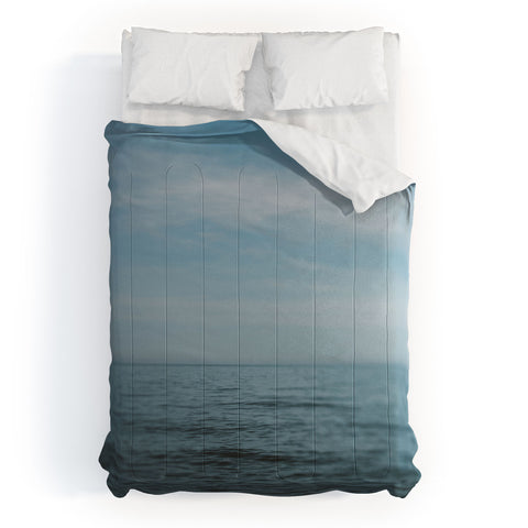 Chelsea Victoria Ocean Blur Comforter