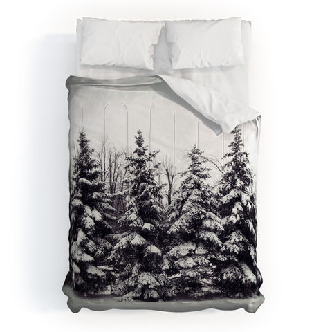 Chelsea Victoria Snow and Pines Comforter