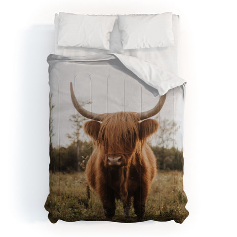Chelsea Victoria The Curious Highland Cow Comforter