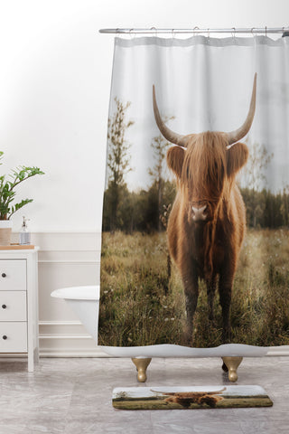 Chelsea Victoria The Curious Highland Cow Shower Curtain And Mat