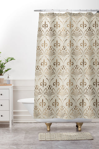 Creativemotions Elegant Fleurdelis pattern Shower Curtain And Mat