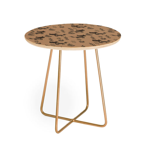 Dash and Ash Friendly Fox Round Side Table
