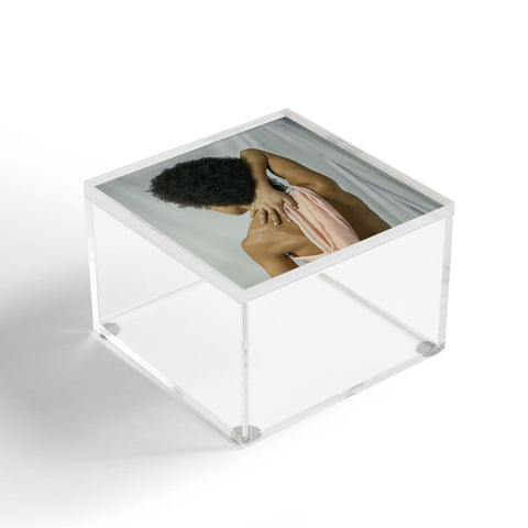 EricaGenece Venus II Acrylic Box