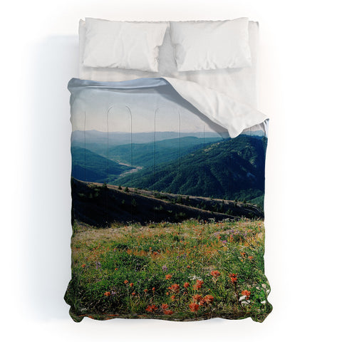 Kevin Russ Gifford Pinchot National Forest Comforter