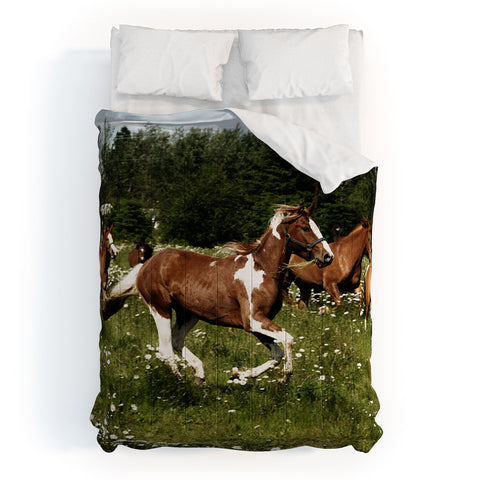 Kevin Russ Spring Horse Run Comforter