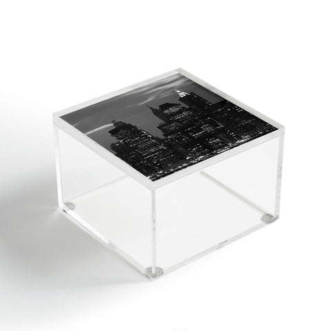 Leonidas Oxby New York Financial District Acrylic Box