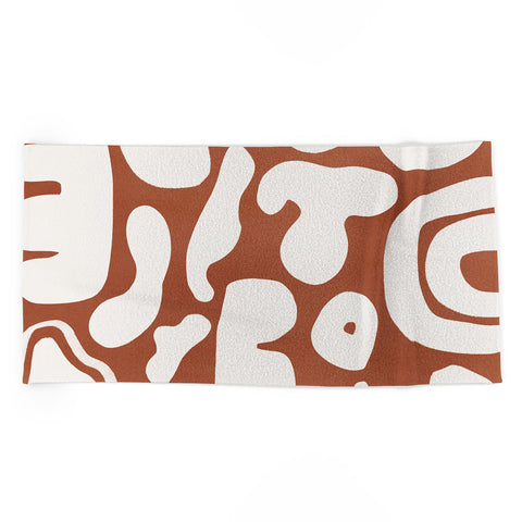 Lola Terracota Terracotta with shapes in offwhite Beach Towel
