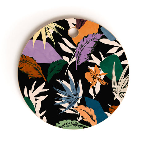 Marta Barragan Camarasa Leaf colorful dark jungle Cutting Board Round