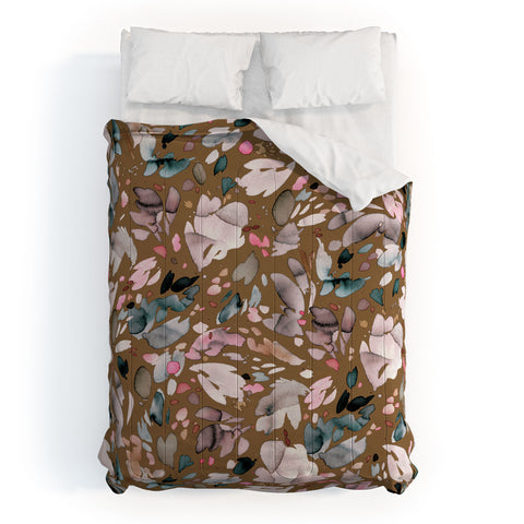 Ninola Design Abstract texture floral Gold Comforter