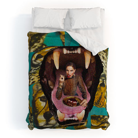 Olivia Stafne Art Feral Comforter