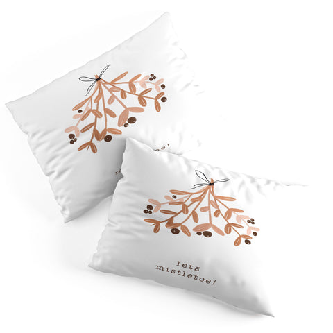 Orara Studio Lets Mistletoe Pillow Shams