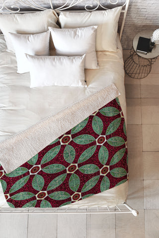 Raven Jumpo Pomegranate Mosaic Fleece Throw Blanket