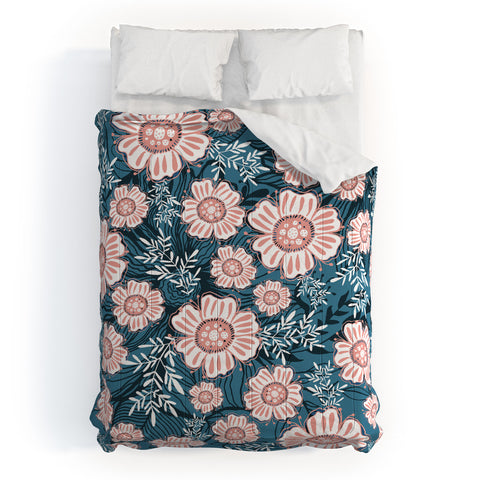 RosebudStudio Charming Comforter