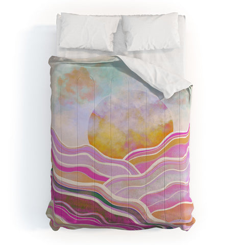 RosebudStudio Morning Sunrise Comforter
