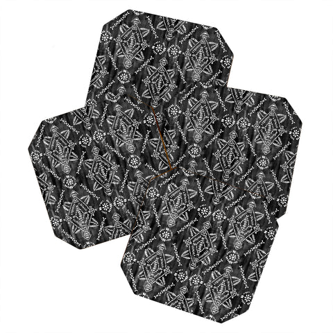 Schatzi Brown Reeve Pattern Black Coaster Set