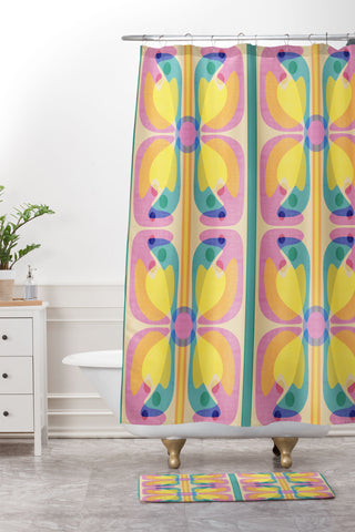 Sewzinski New Bloom Pattern Shower Curtain And Mat