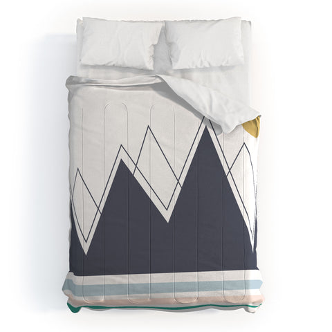 Vy La In The Mountains Comforter