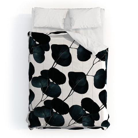 83 Oranges Dark Leaves Comforter