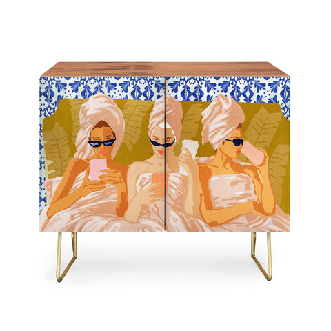 83 Oranges Ladies Only Club Credenza