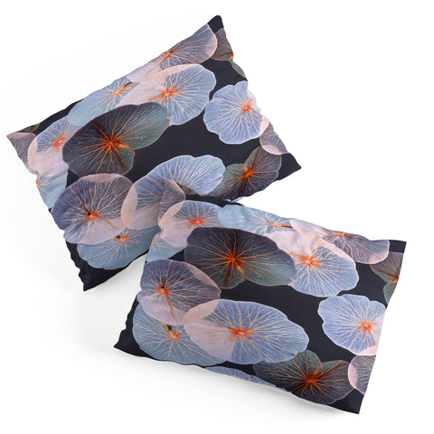 83 Oranges Translucence Pillow Shams