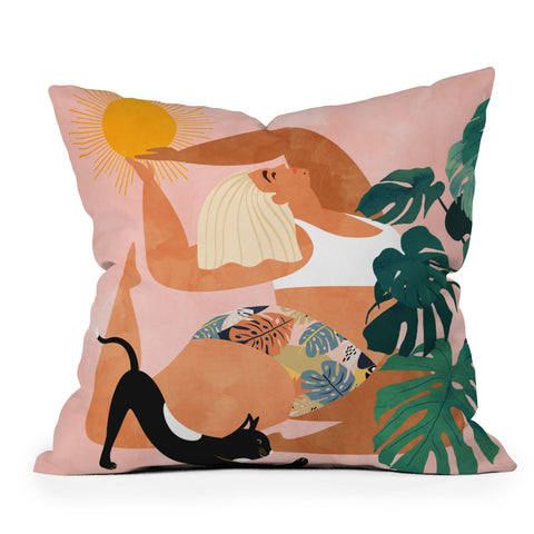 83 Oranges Tropical Yoga illustration tro Outdoor Throw Pillow