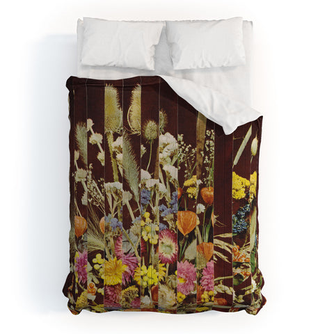Alisa Galitsyna Bunch of Flowers 1 Comforter
