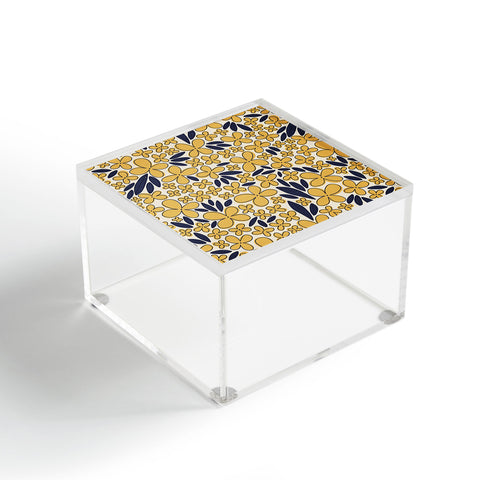 Alisa Galitsyna Four leaf Flower Pattern Acrylic Box