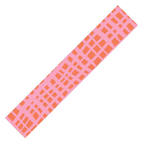 Angela Minca Retro grid orange and pink Table Runner