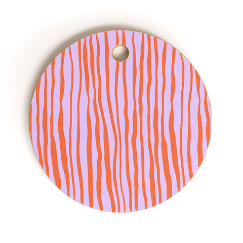 Angela Minca Retro wavy lines orange violet Cutting Board Round