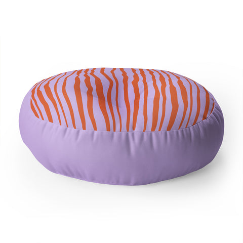 Angela Minca Retro wavy lines orange violet Floor Pillow Round