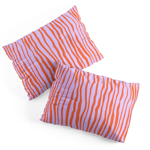 Angela Minca Retro wavy lines orange violet Pillow Shams